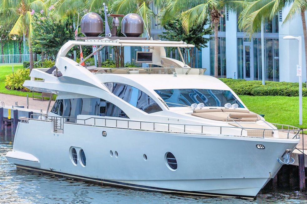 2015 Aicon Yachts 85
