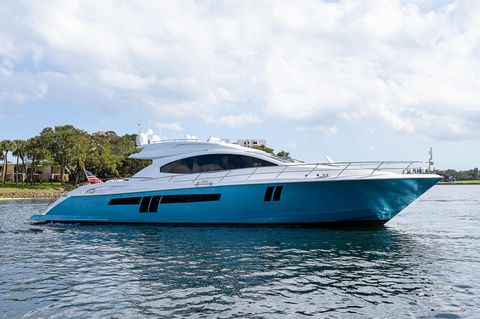2010 Lazzara Yachts LSX