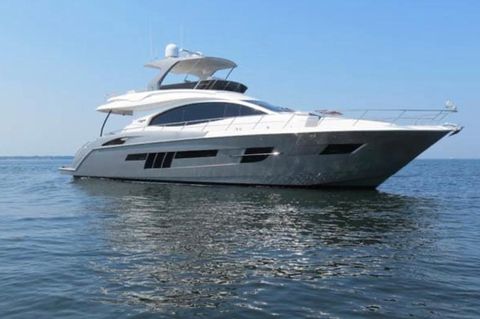 2014 Lazzara Yachts 64