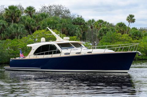 2019 Palm Beach Motor Yachts PB52