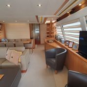 2012 Ferretti Yachts 830