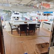 2012 Ferretti Yachts 830
