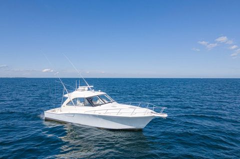 2012 Cabo Yachts 44 Gyro Stabilized HTX